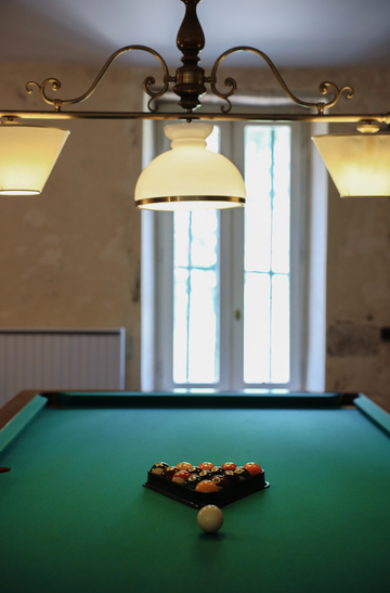 GAMES ROOM